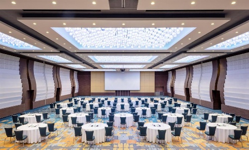 Holiday Inn Doha - The Business Park image 21